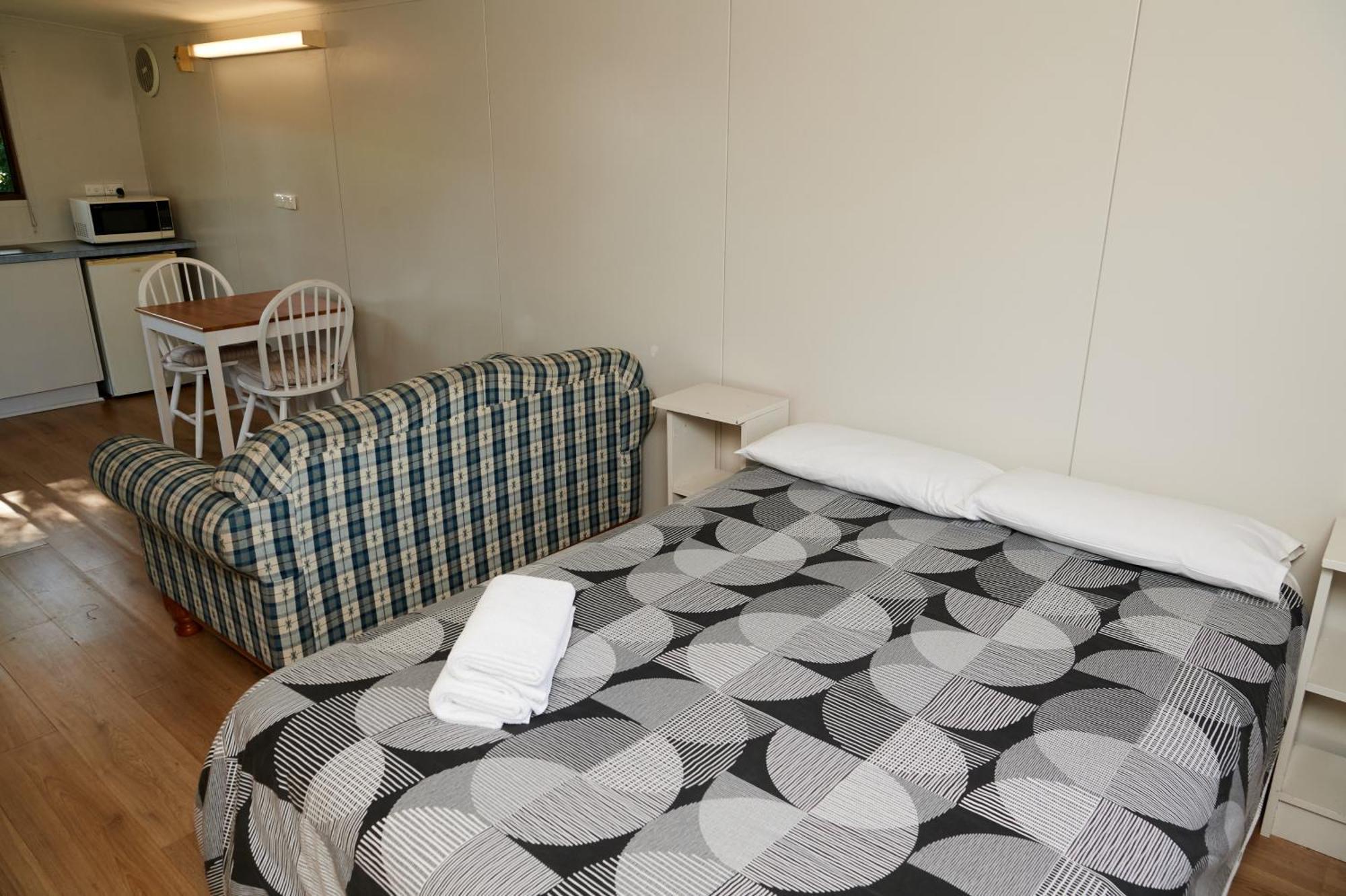 Pine Country Caravan Park Mount Gambier Exterior foto